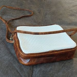 ⭐ L. J. Simone Purse